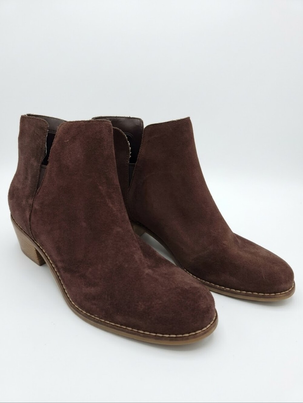 NWOT Cole Haan Abbot Suede Ankle Booties Dark Brown Size 9B | 2" Heel